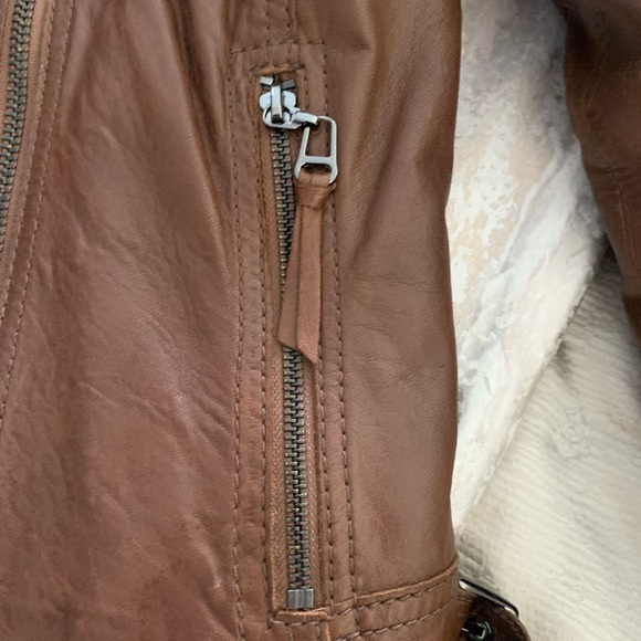 Marc New York rabbit fur collar bomber jacket, size medium - Picture 6 of 10